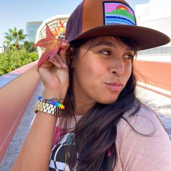 Meet your Posher, Cristina - Picture 1 of 1